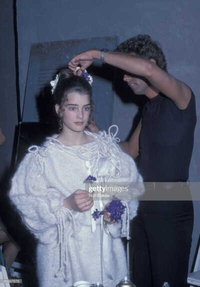 波姬小丝
Brooke Shields