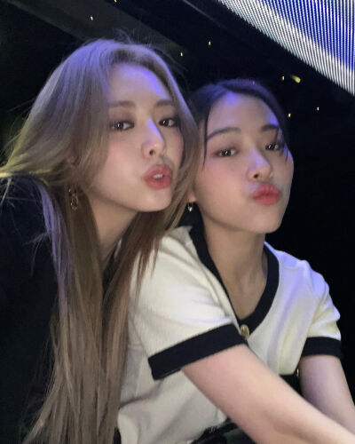 申有娜 & 申留真