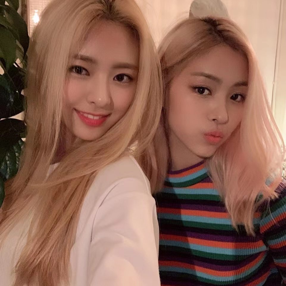 申有娜 & 申留真