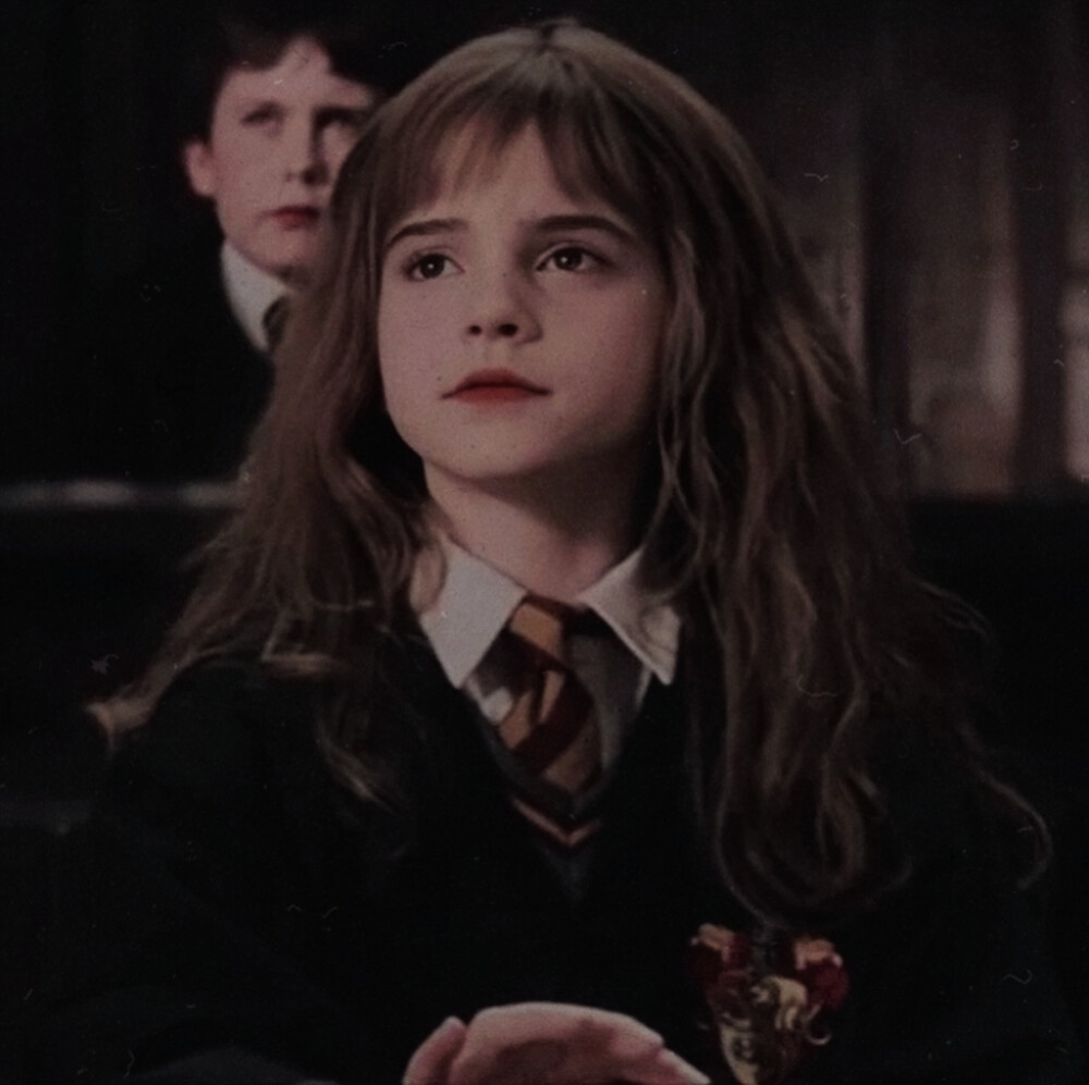 •Wingardium Leviosa
，Hermione Granger