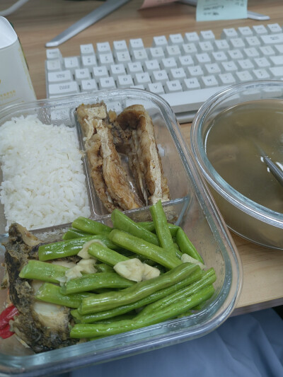 今日消费5，收入0.