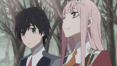 「国家队／DARLING in the FRANXX」
02／ZERO TWO
广／HIRO