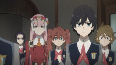 「国家队／DARLING in the FRANXX」
郁乃／IKUNO
02／ZERO TWO
未来／MIKU
广／HIRO
纯位数／ZOROME