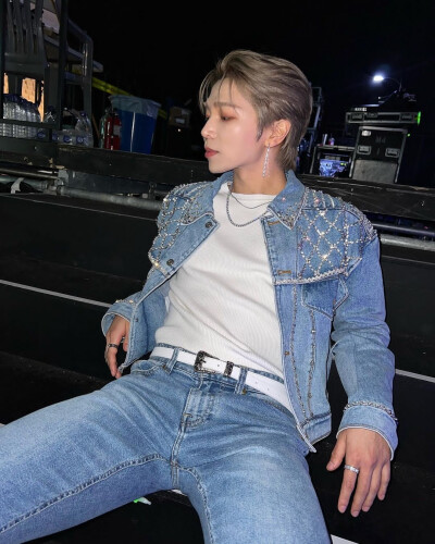 李钟熙 Ireah
Peaktime演唱会后台花絮