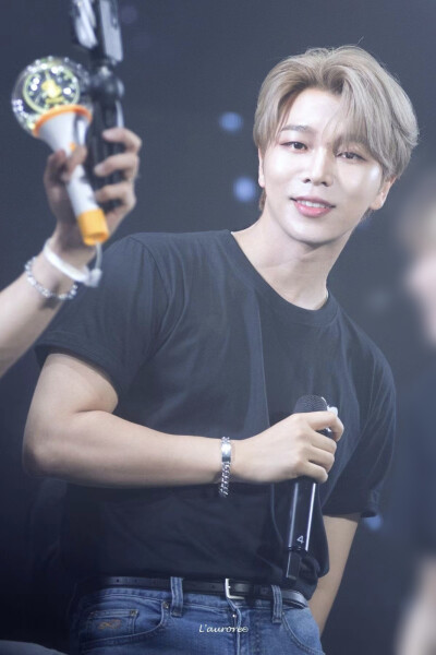 李钟熙 Ireah
Peaktime演唱会