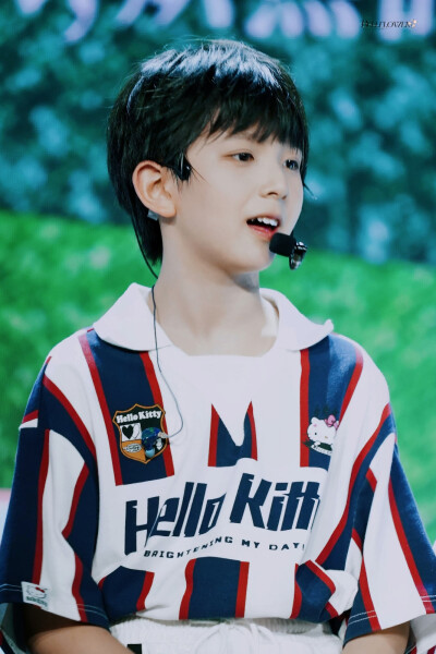 TF家族_陈浚铭（@BELLFLOWER_陈浚铭）
Hello！Kitty~