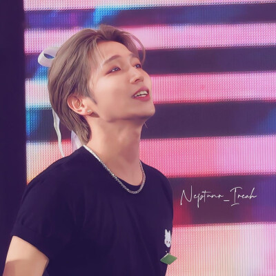 李钟熙 Ireah
Peaktime演唱会