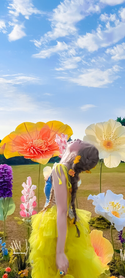 •LOVE COUNTDOWN の NAYEON