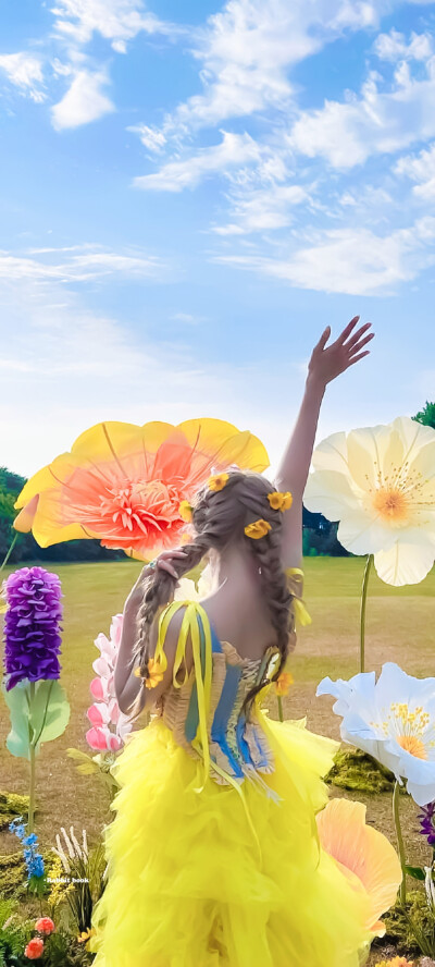 •LOVE COUNTDOWN の NAYEON