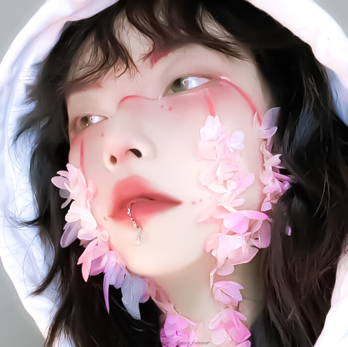 女头
·from楚斯泽·
·简介·