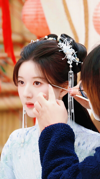 赵露思 壁纸