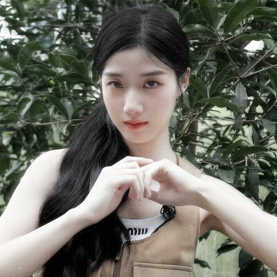  *‥上一次觉得阳光这么温暖 是什么时候＂