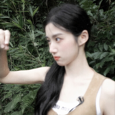  *‥上一次觉得阳光这么温暖 是什么时候＂