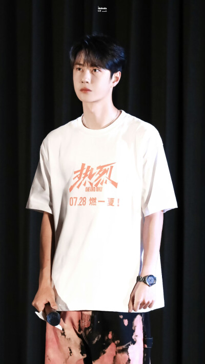 230808 电影《热烈》泰国映后见面会
✨一宝in泰兰德✨
@UNIQ-王一博 cr:logo