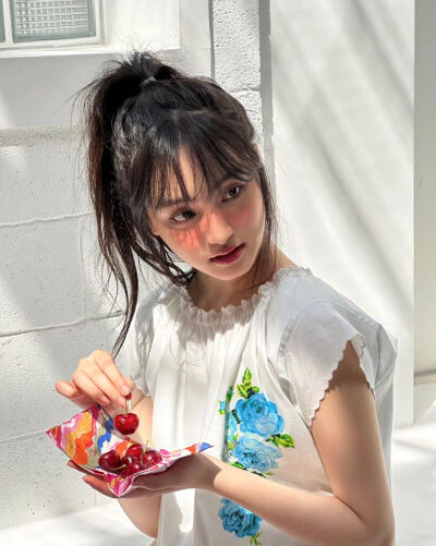 金志垣 Liz