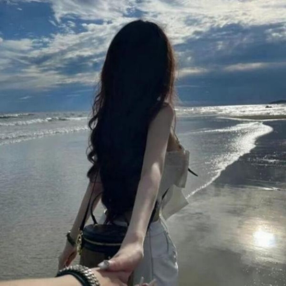 背影……(女头)