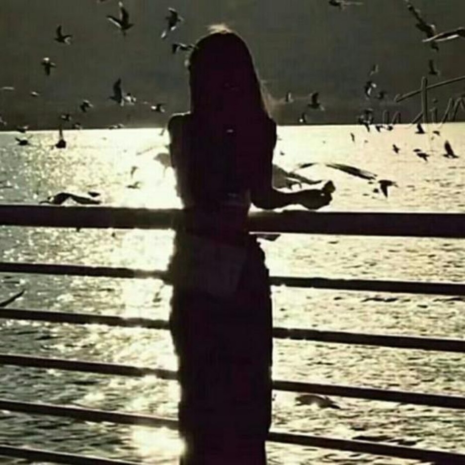 背影……(女头)