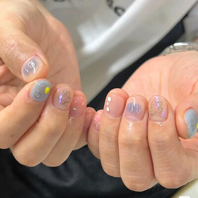 nail