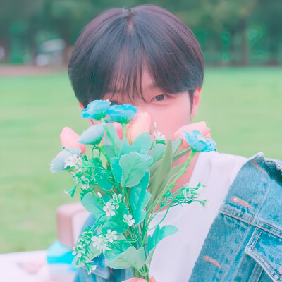 MIRAE｜孙东杓可二改
二改描述注明Lynne