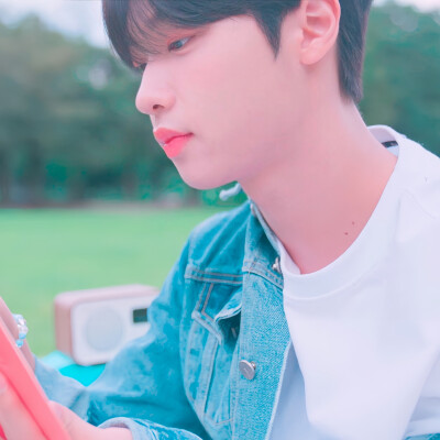 MIRAE｜孙东杓可二改
二改描述注明Lynne