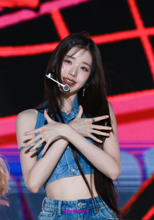 张元英