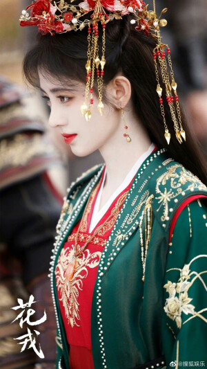 鞠婧祎