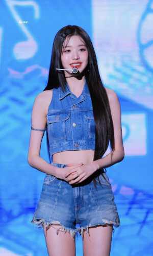 张元英