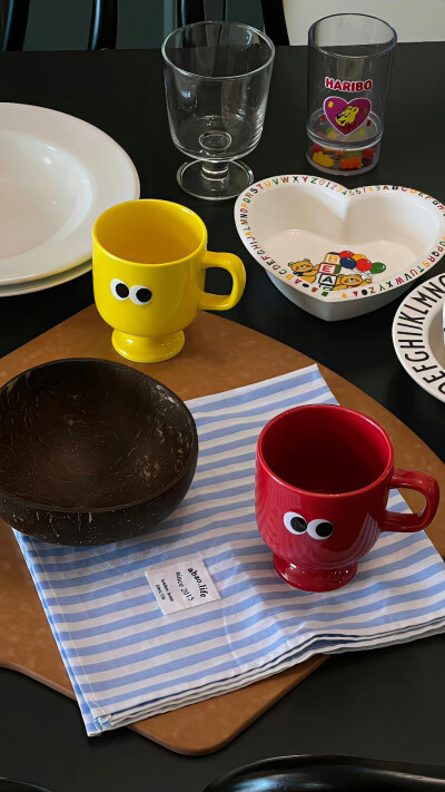 夏.*･ﾟ☆ 。＼＼.*･ﾟ☆
#ins风壁纸#