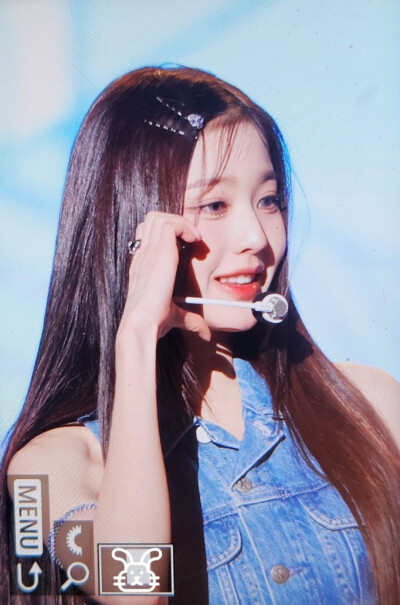 破手机你再这样卡下去我只会把你摔成两半