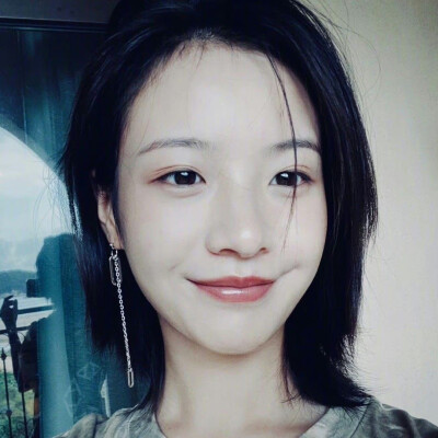 李庚希