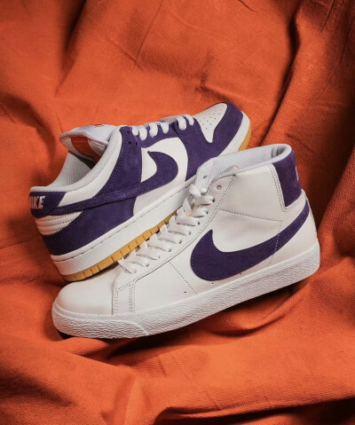 NIKE SB Orange Label
「Court Purple」Pack
「 SB Dunk Low & Black Mid 」 