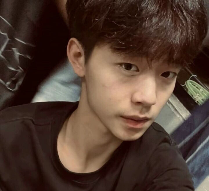 宝宝们真人男头来了