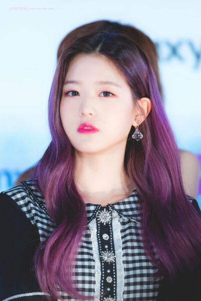 cr.izone_and_one