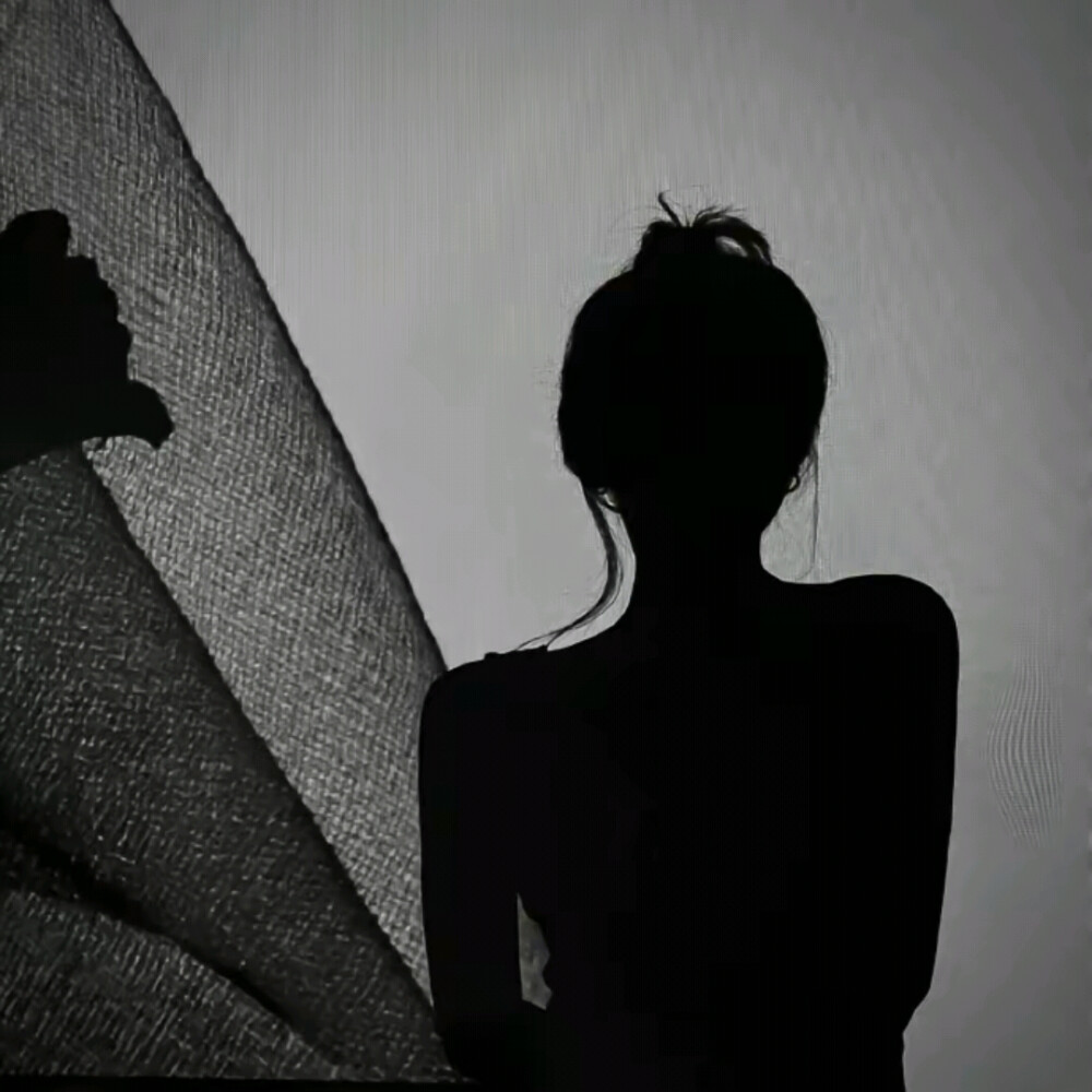 女生头像气质高级不露脸背影