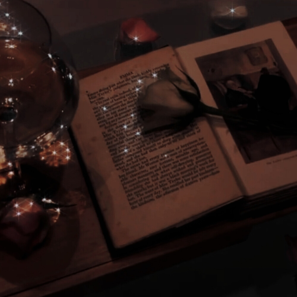 “在那之前留住你的心 哪怕留给自己也不要给其他人 不要给除我以外的任何人。”
——《绮丽之歌》