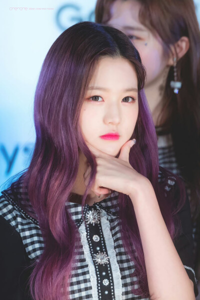 cr.izone_and_one
