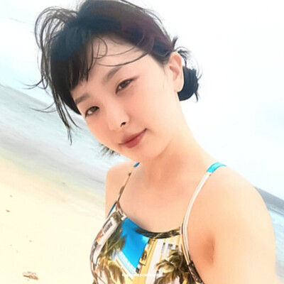 ✪ 姜涩琪｜❥ (">Δ<“Ð