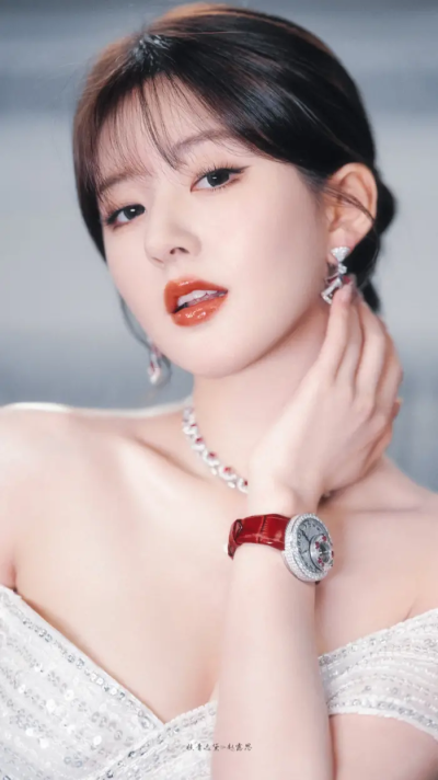 赵露思｜明星神图