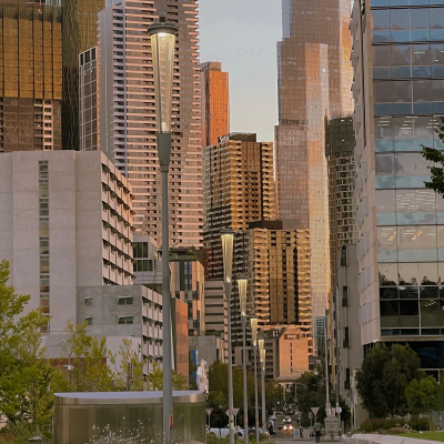 背景图
Cr: 【亘年漫日】