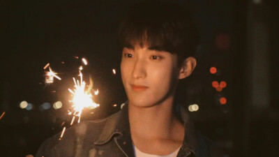 硕珉DK橙光素材
禁止商用