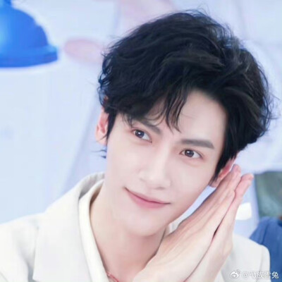 罗云熙