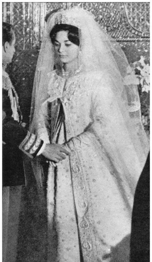 伊朗末代王后法拉赫