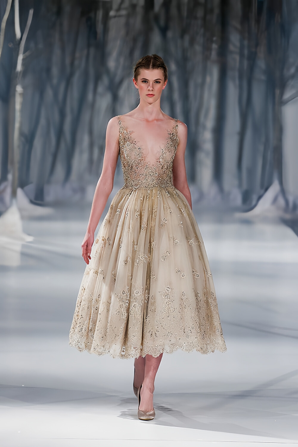 礼服、秀场、时装周、时尚、模特