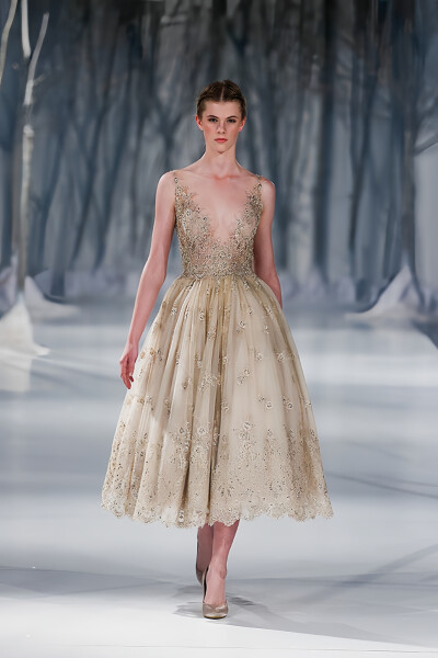 礼服、秀场、时装周、时尚、模特