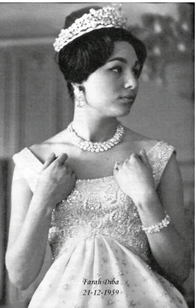 伊朗末代王后法拉赫