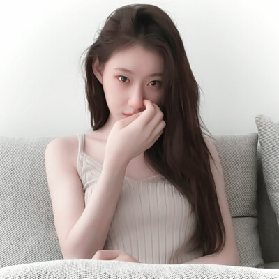 谁家的清纯系女友呀～
^ 李彩领Chaeryeong