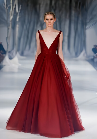 礼服、秀场、时装周、时尚、模特