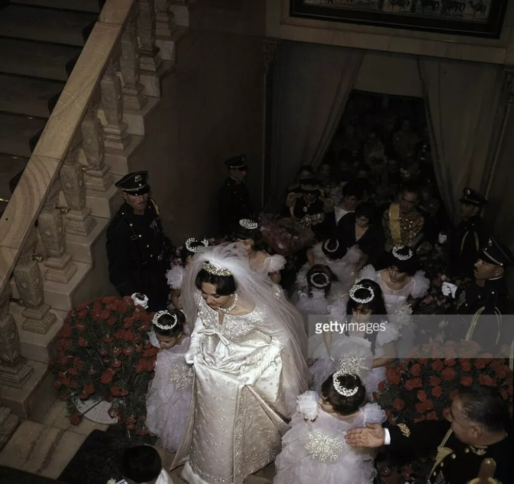 伊朗末代王后法拉赫