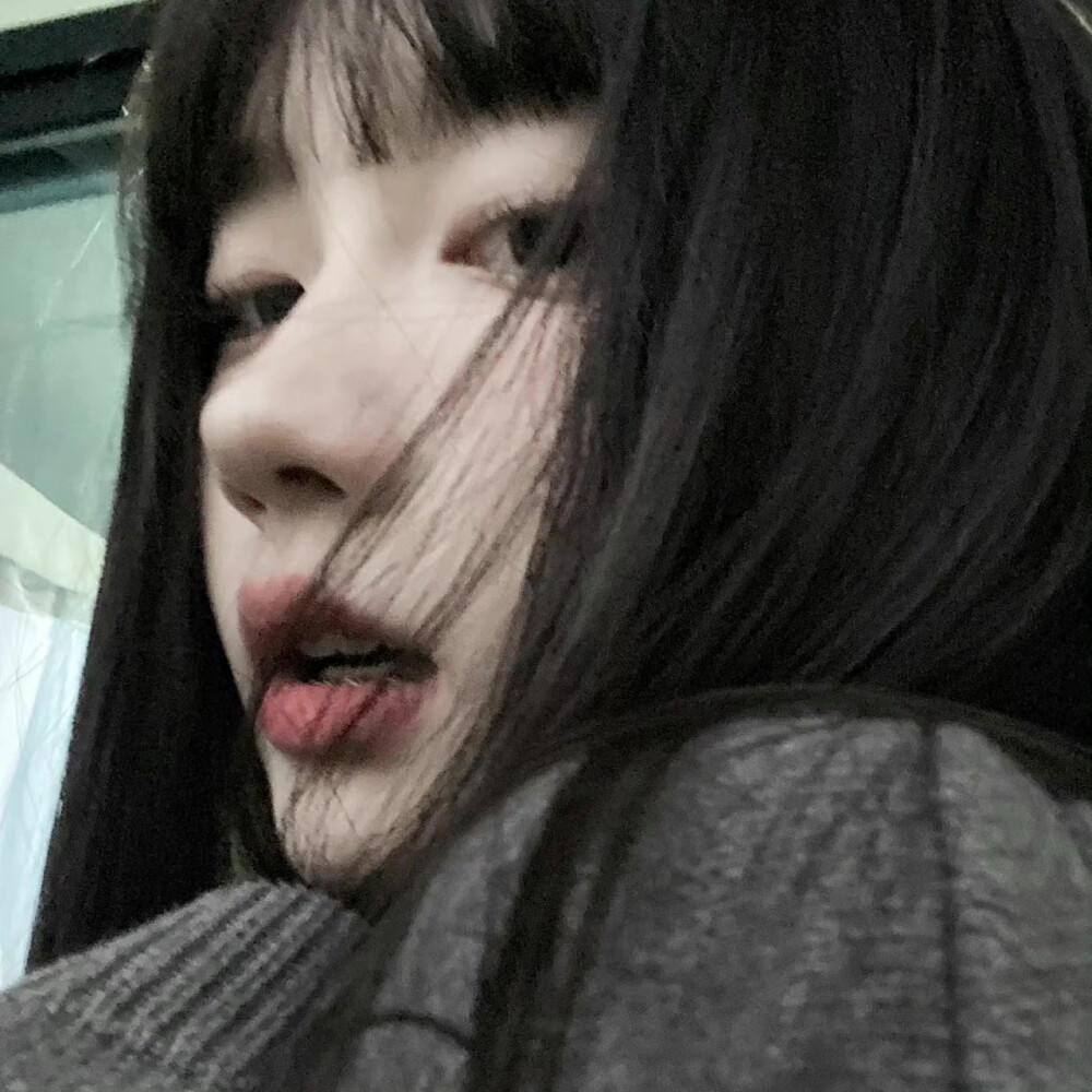 真人女生头像图源网络侵删