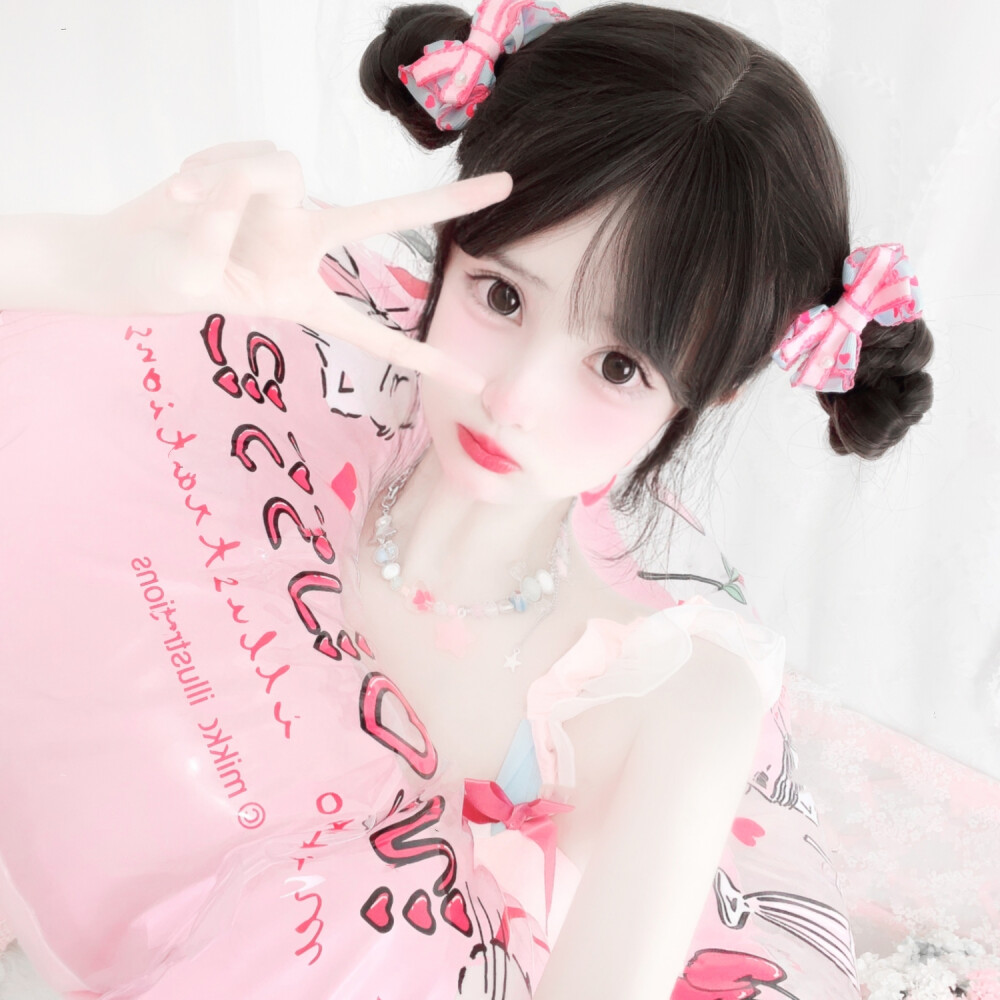 精致的猪猪女孩